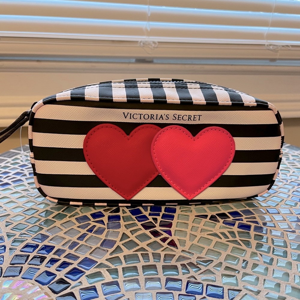 Victoria’s Secret small bag